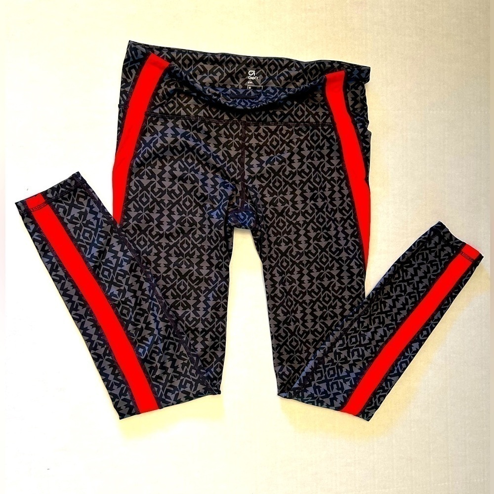 Gapfit Gfast athletic sport legging pant black, gray with red stripe.Size M. I19